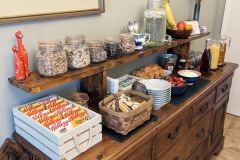 Breakfast-bar-1